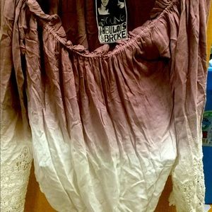 Off the shoulder crop